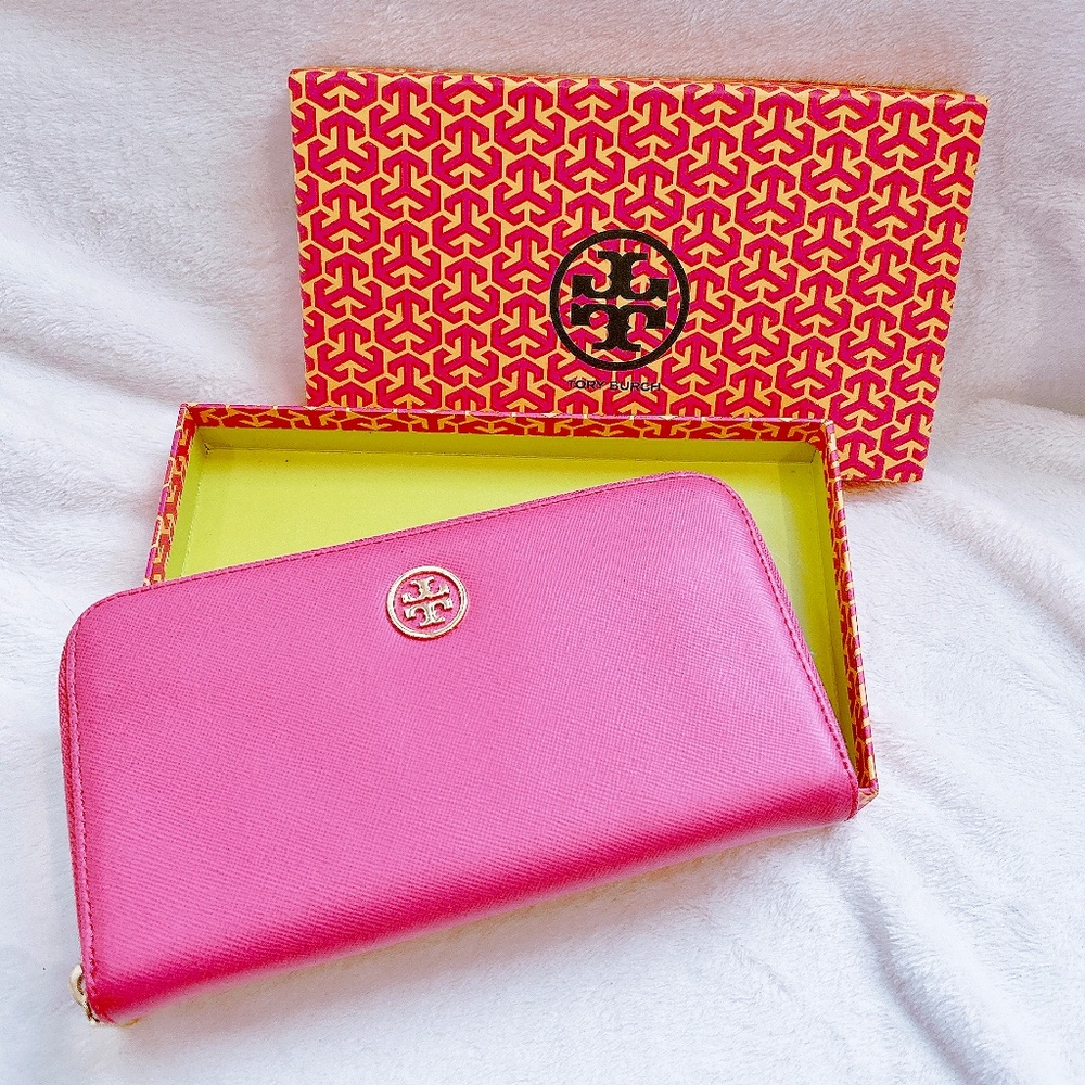 New Tory Burch fuchsia pink long zip wallet